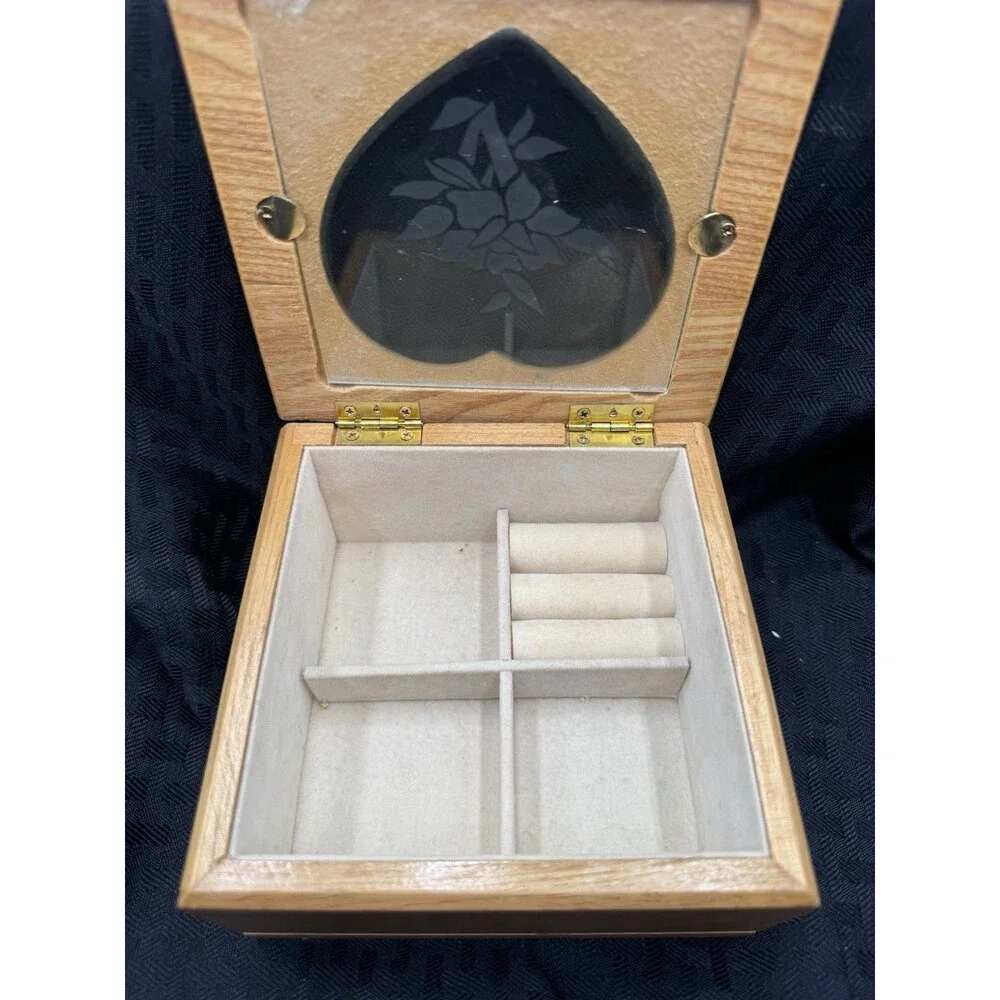 Vintage Wood 4 Compartment Jewelry Box W/Ring Holder & Etched Glass Heart Window